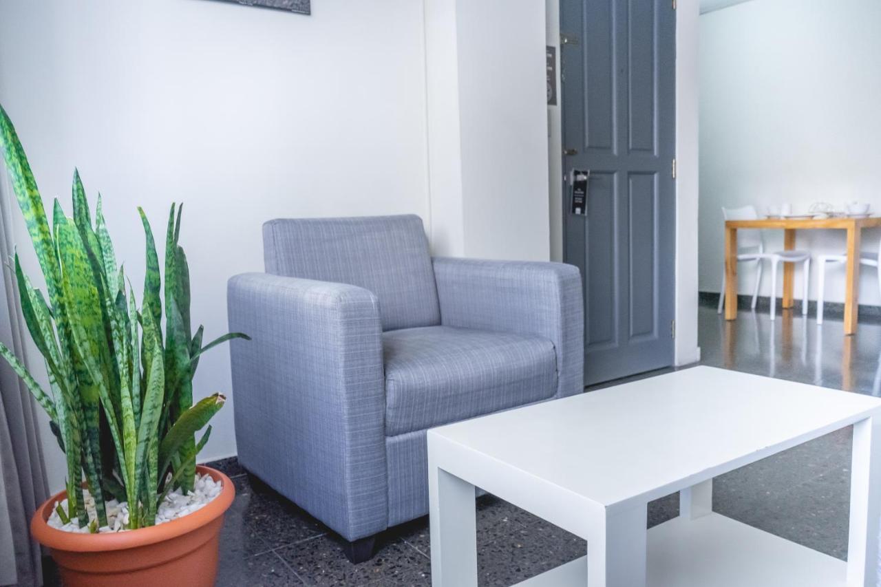 Maria Jose Suites San Salvador Buitenkant foto