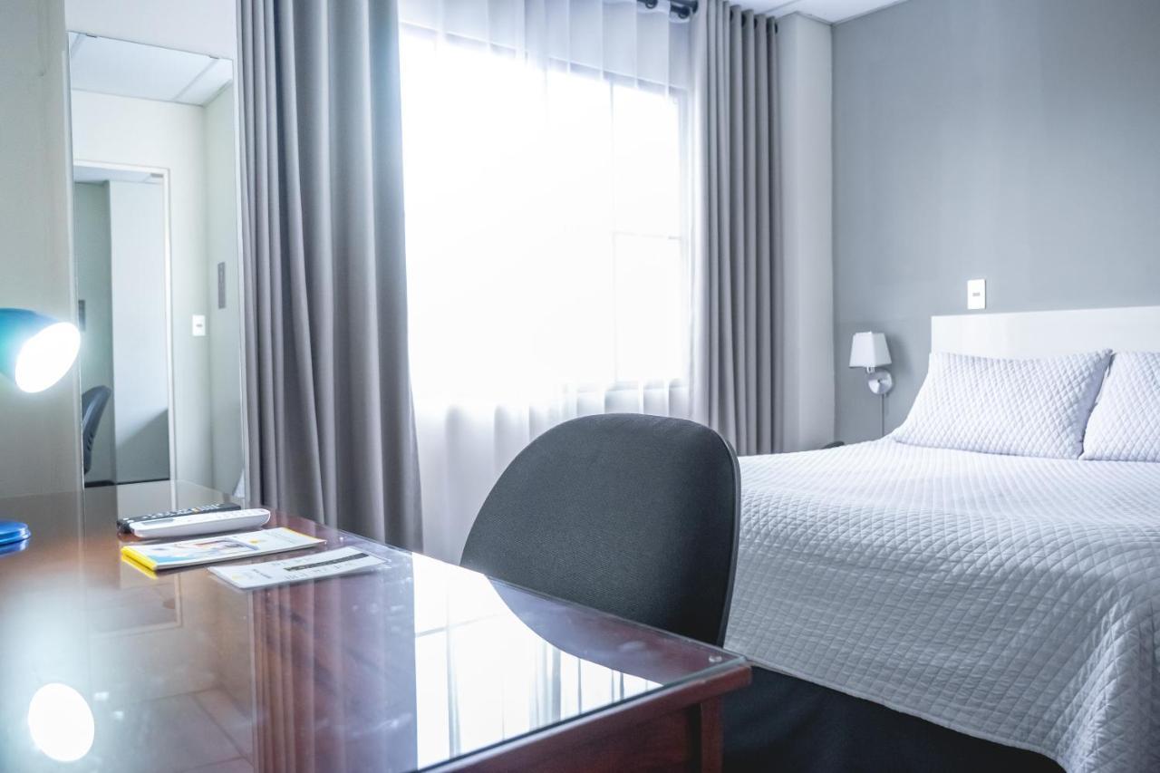 Maria Jose Suites San Salvador Buitenkant foto