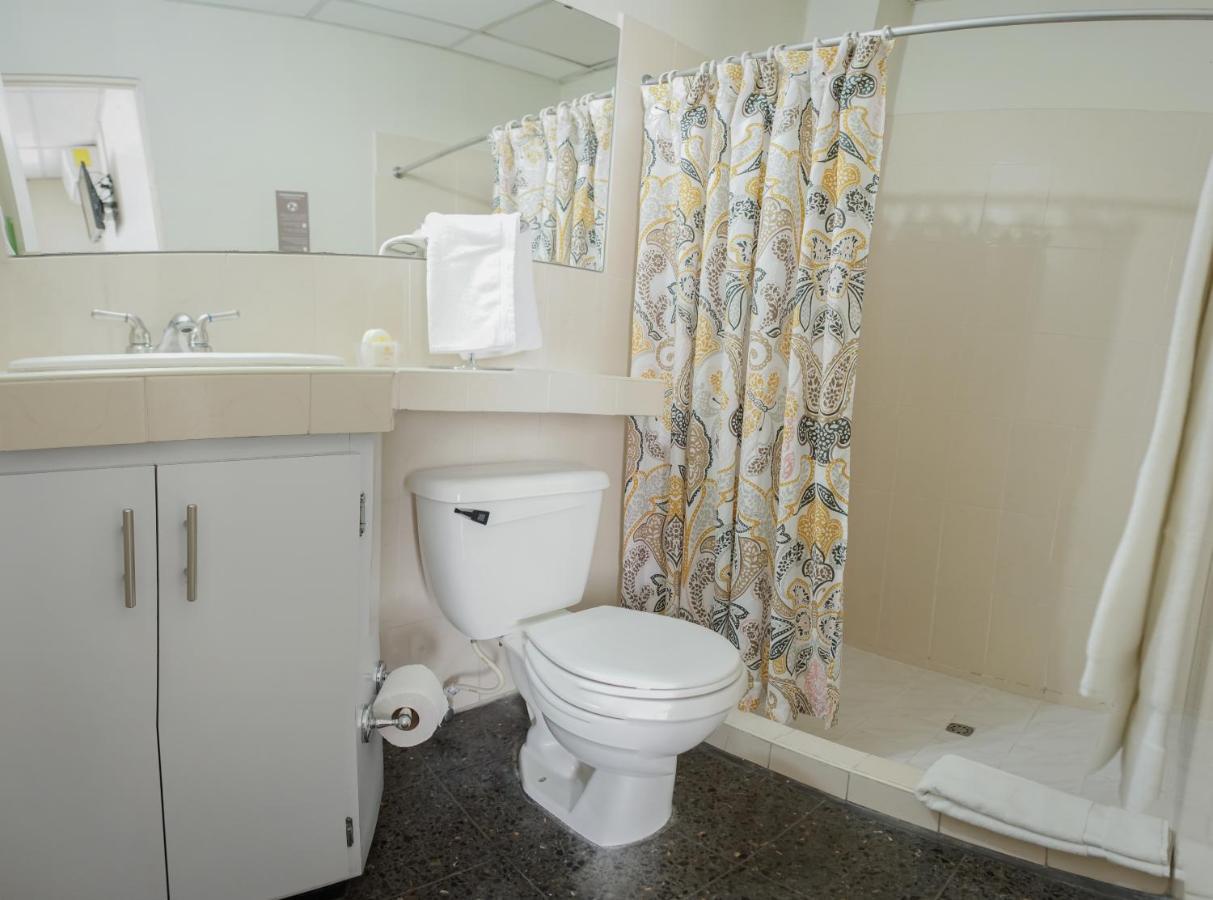 Maria Jose Suites San Salvador Buitenkant foto