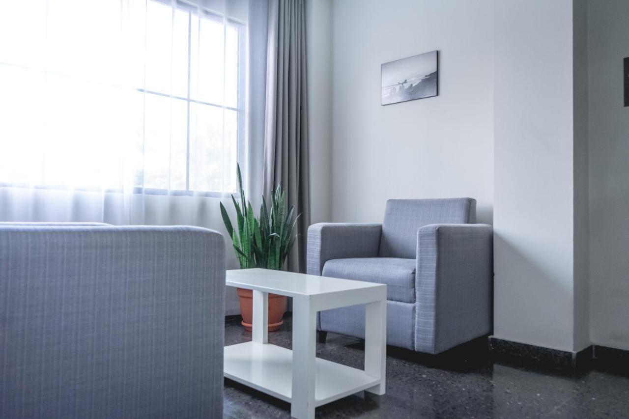 Maria Jose Suites San Salvador Buitenkant foto